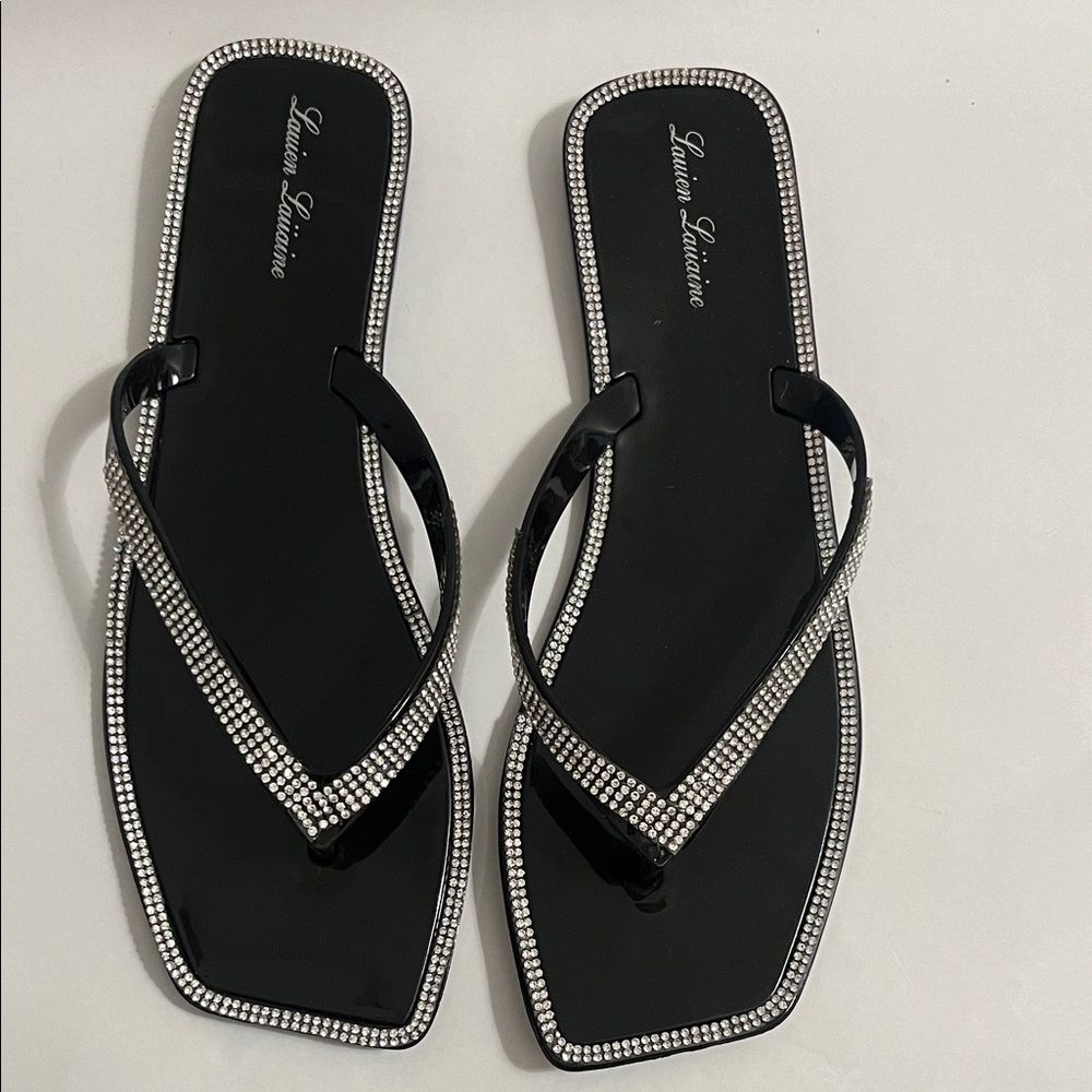 Lauren Lorraine Black Crystal-Trim Flip Flop Sandals